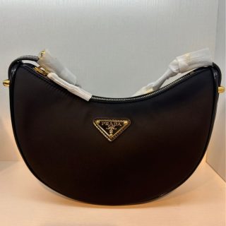 Prada bags3